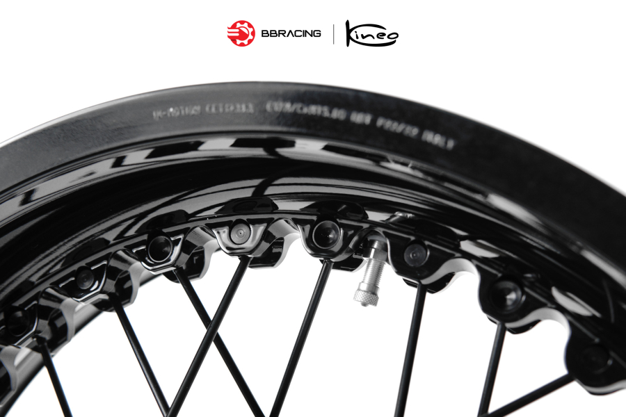 Mâm Kineo Triumph Bonneville T120 - 2.50 x 18 & 5.00 x 17 - Đen
