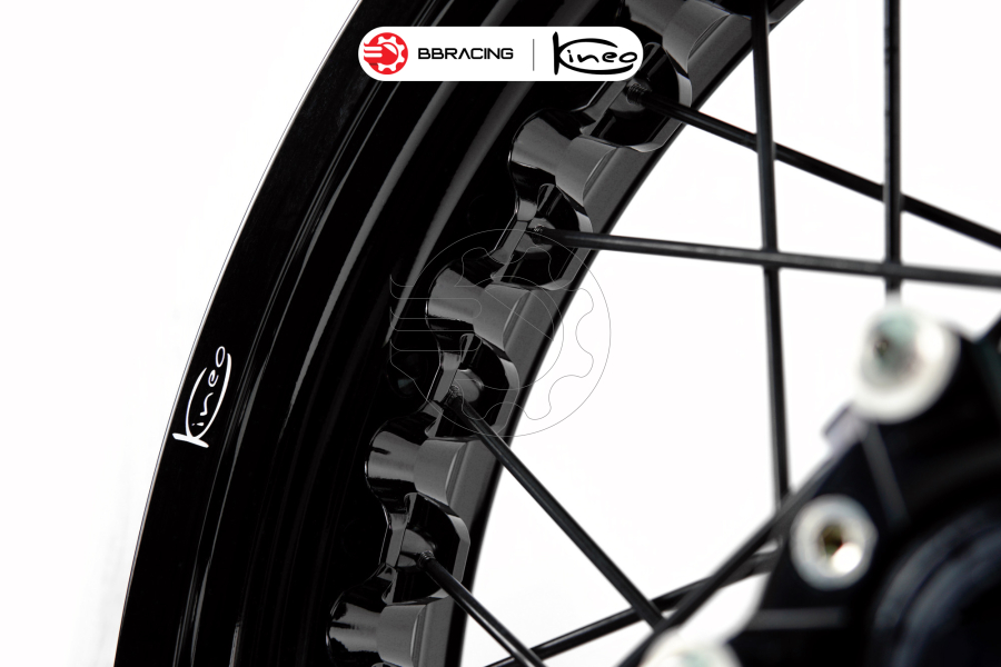 Mâm Kineo Triumph Bonneville T120 - 2.50 x 18 & 4.25 x 17 - Đen