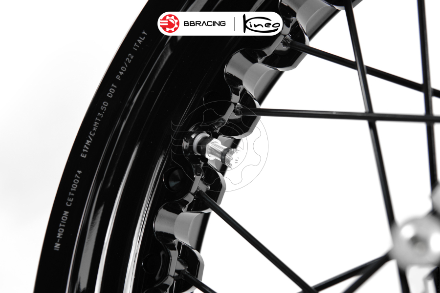 Mâm Kineo Triumph Bonneville T120 - 2.50 x 18 & 4.25 x 17 - Đen