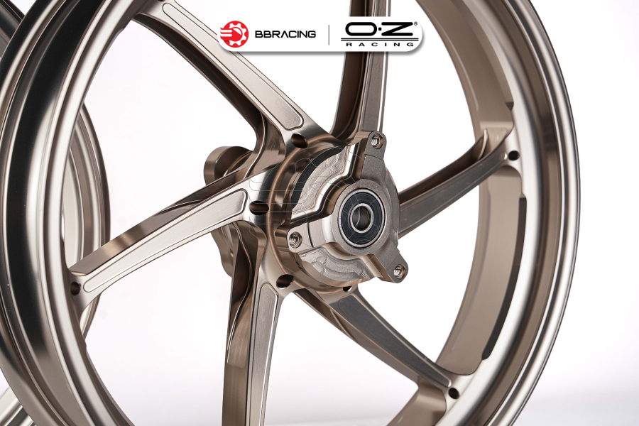 Mâm OZ Racing Honda NSF 250 - Titan